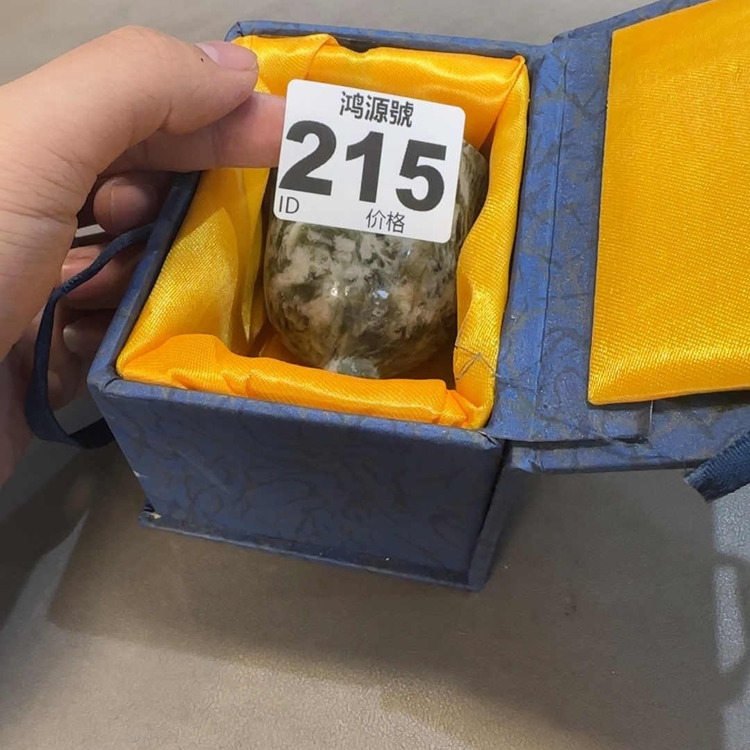 爱***友石材中古美术装饰工艺品