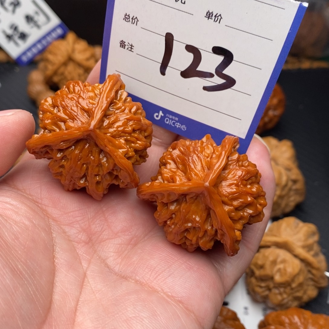 吊坠文玩核桃盘山38mo