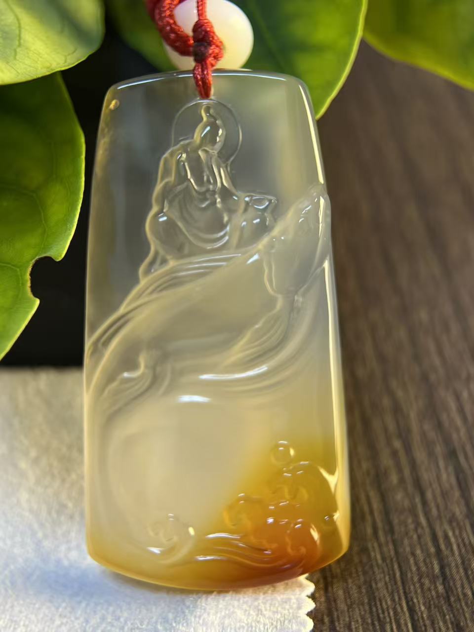天然珠宝 俏色庄周梦蝶