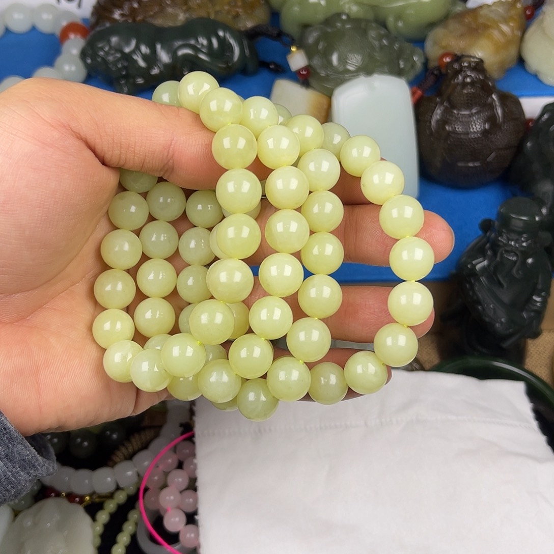 和田玉未镶嵌颈饰若羌黄玉1.2纯天然新疆和田玉多样性发货发一条