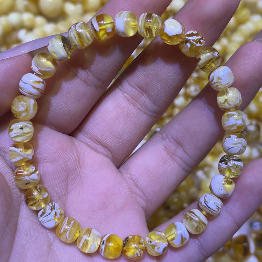 蜜蜡未镶嵌珠宝奇石7m