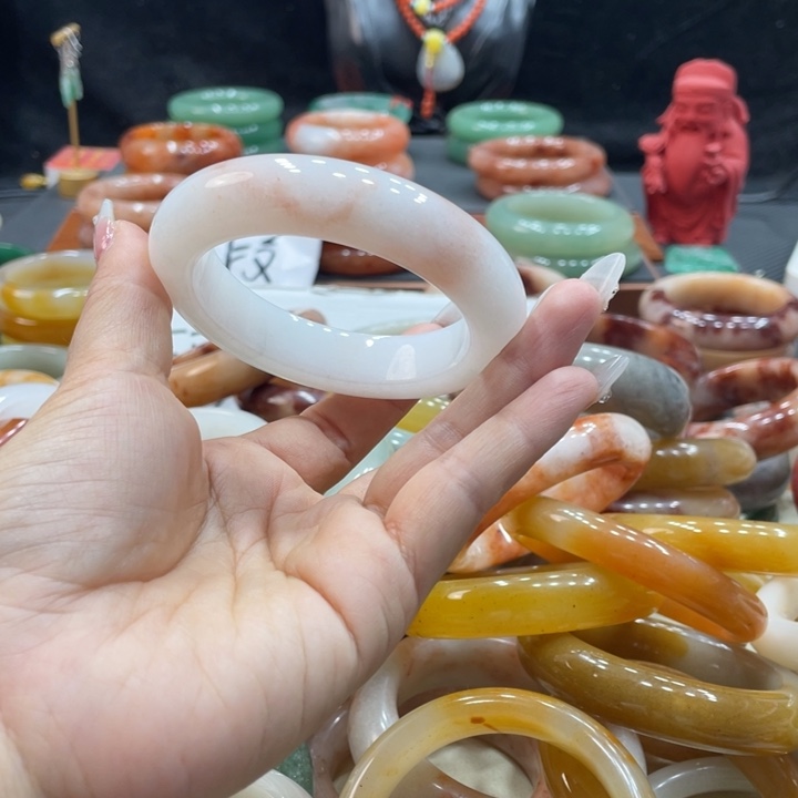 蜗***窝石英质玉钛钢珠宝奇石