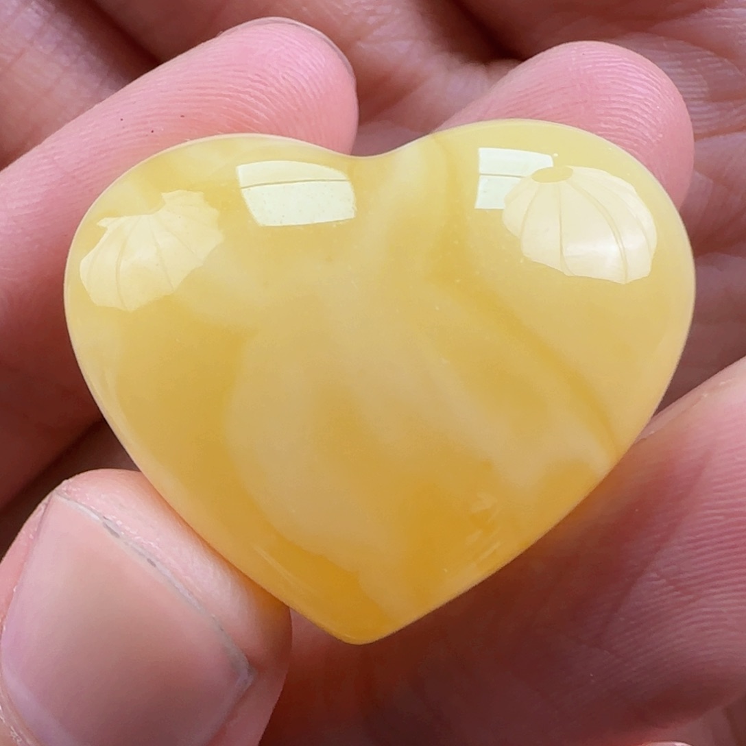 琥珀裸石未镶嵌蜜蜡