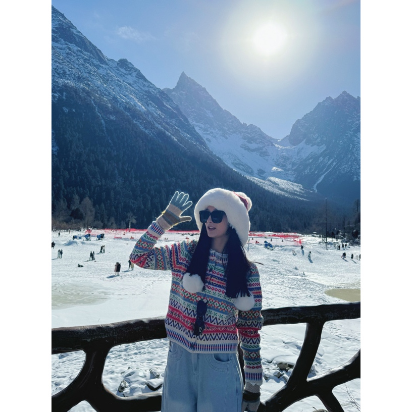 肖肖家-冰岛日记 韩系提花毛衣开衫女秋冬宽松气质针织衫