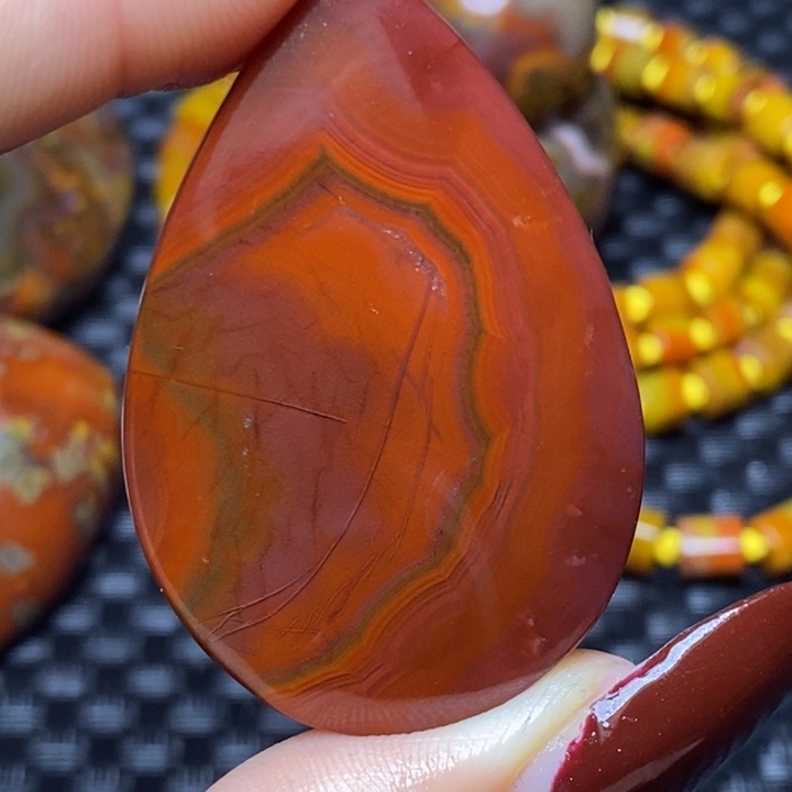 玛瑙/玉髓颈饰未镶嵌