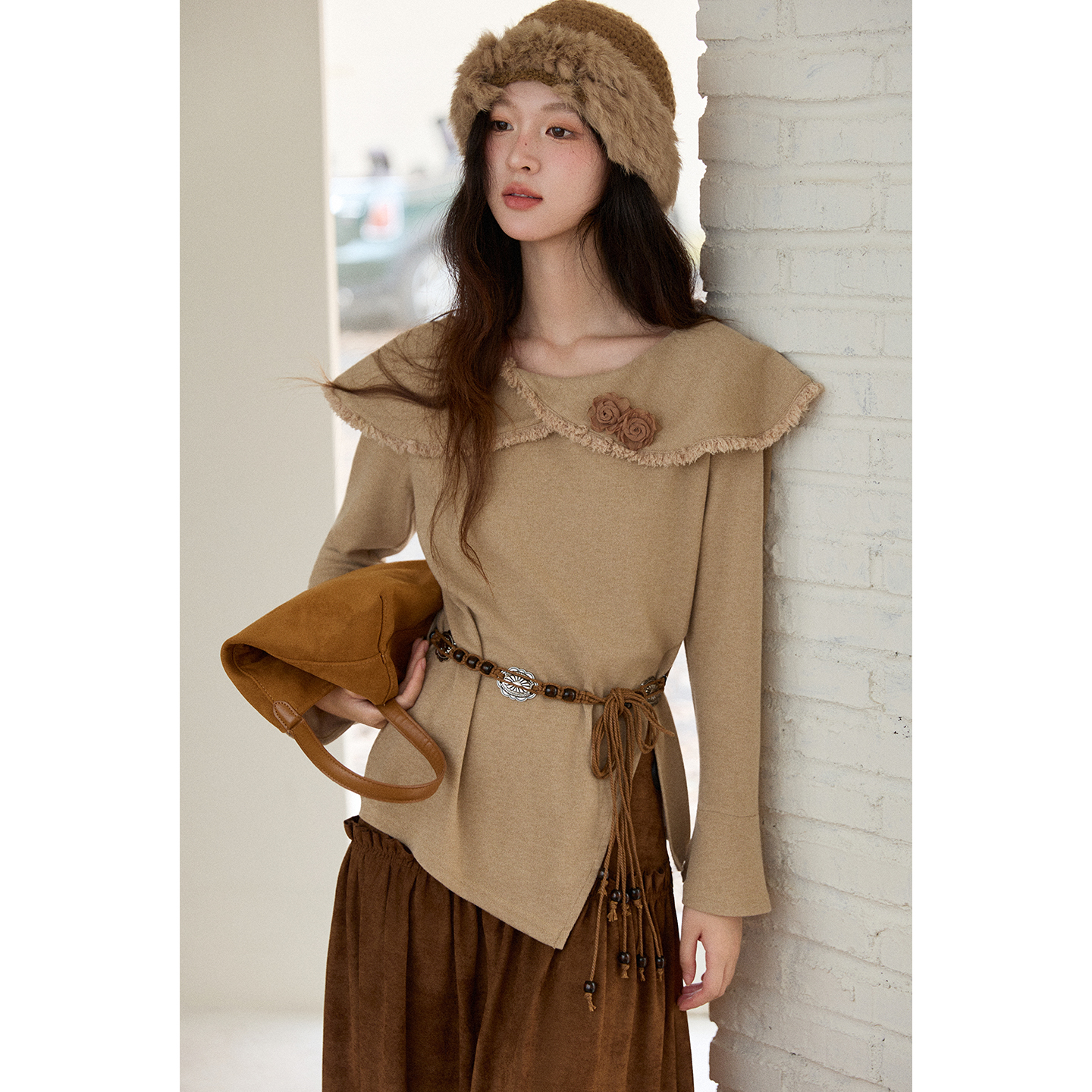 【艾美专属】谜秀复古慵懒风翻领毛边长袖针织衫抽绳收腰MXE51Z2593