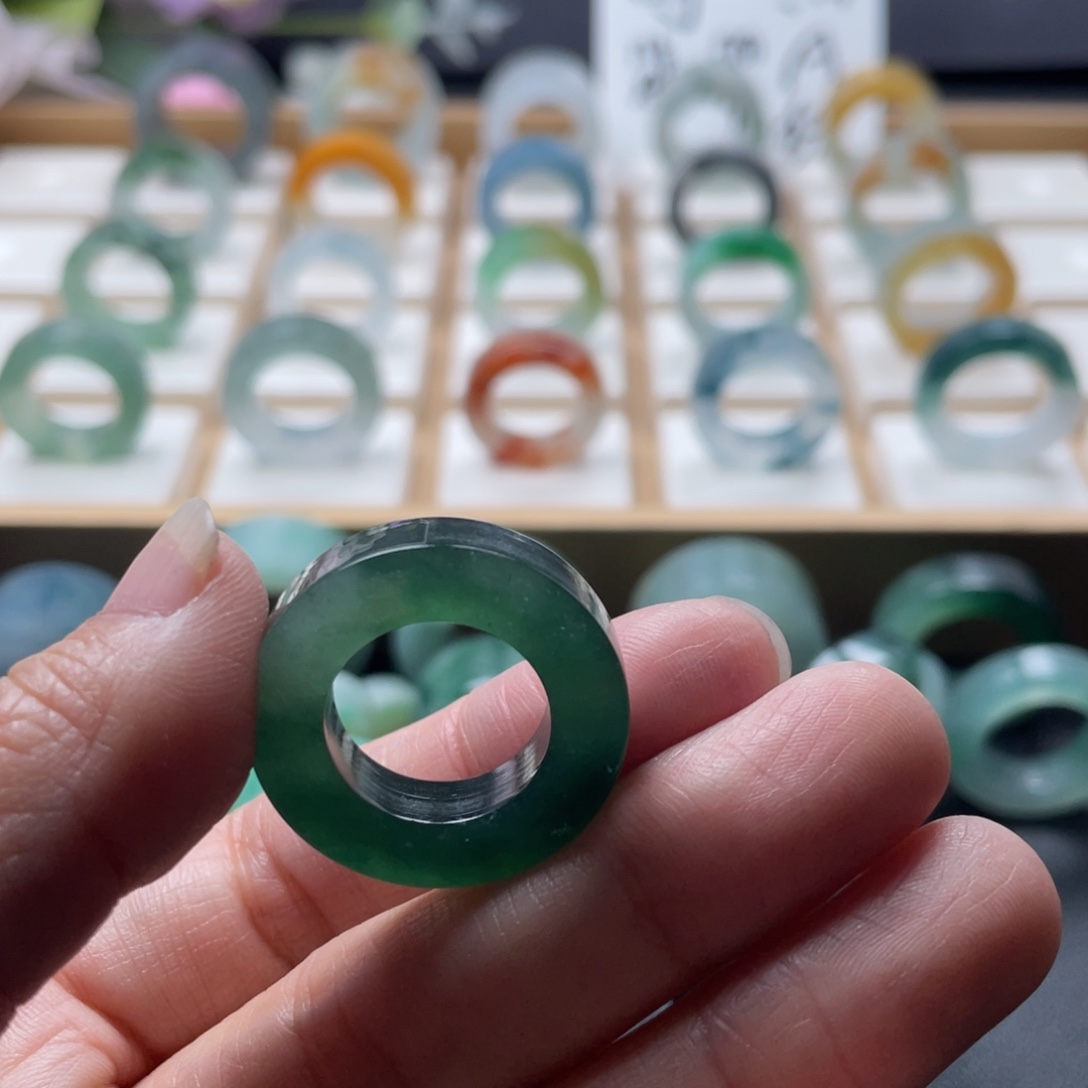 D***1定制翡翠未镶嵌翡翠