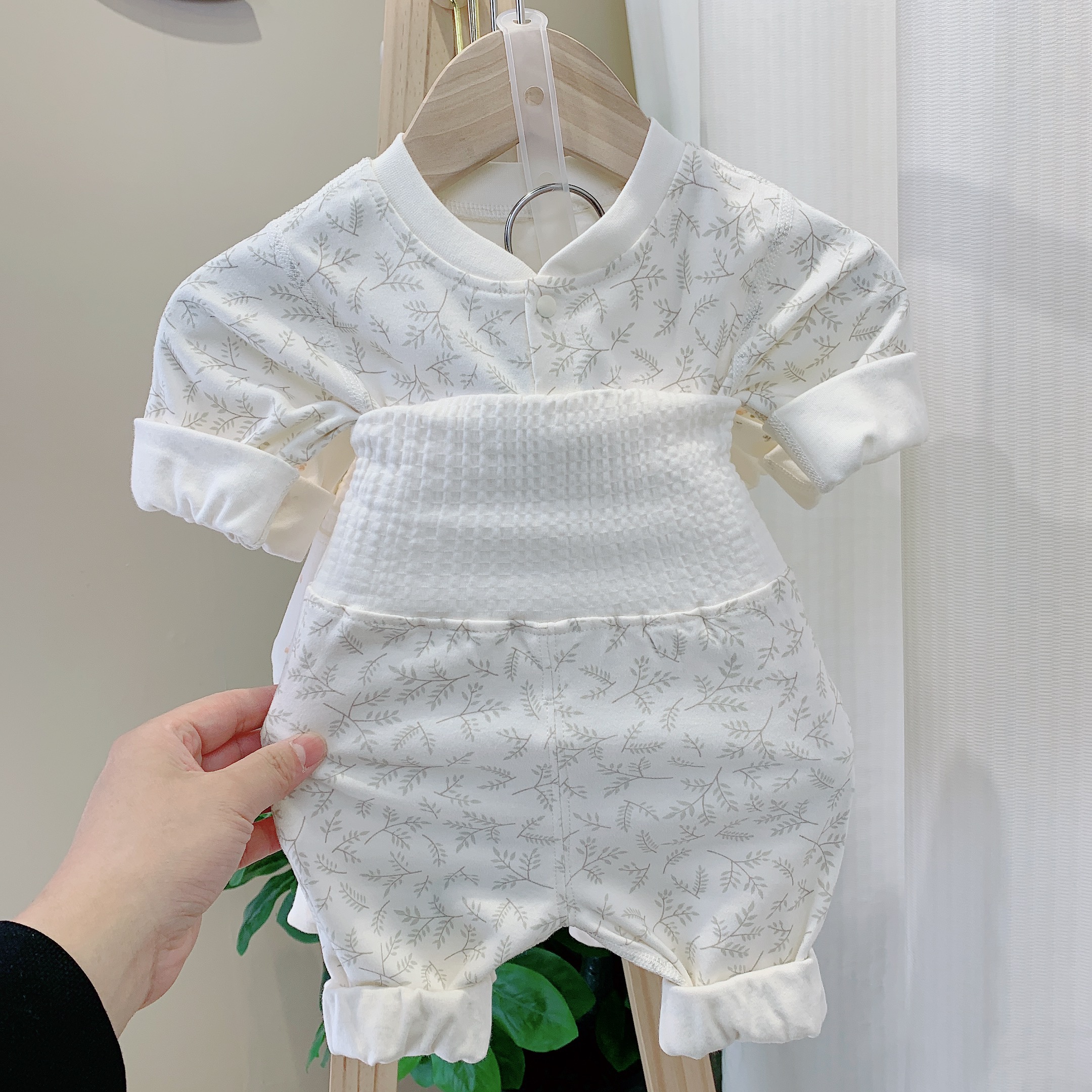 2025春秋款33017秋衣裤长袖白色A类保暖婴幼儿保暖透气吸汗衣