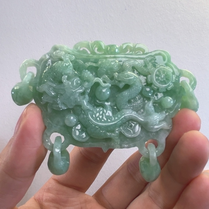 翡翠吊坠(赠链)未镶嵌代编织