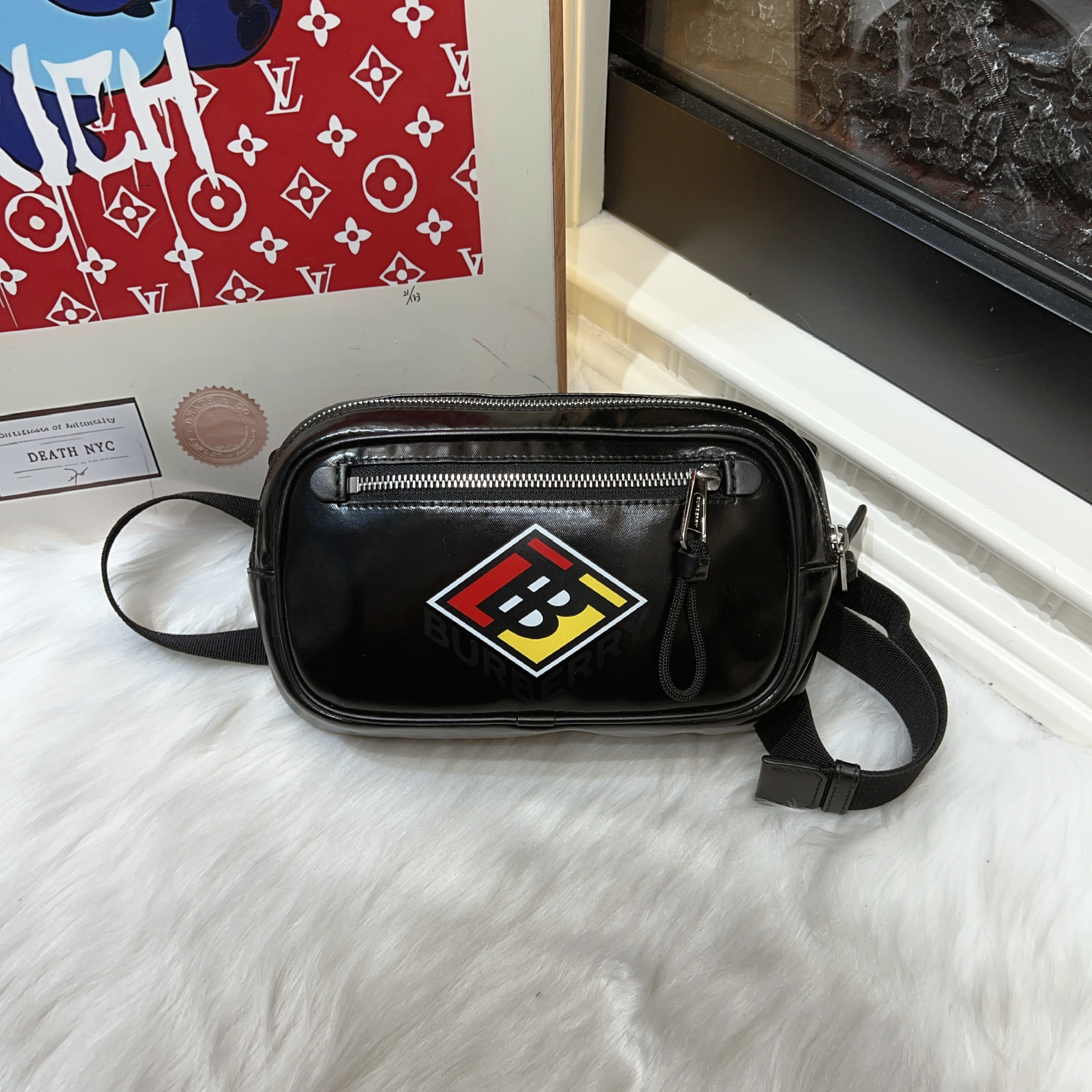 95新 BURBERRY/博柏利 巴宝莉腰包a7104