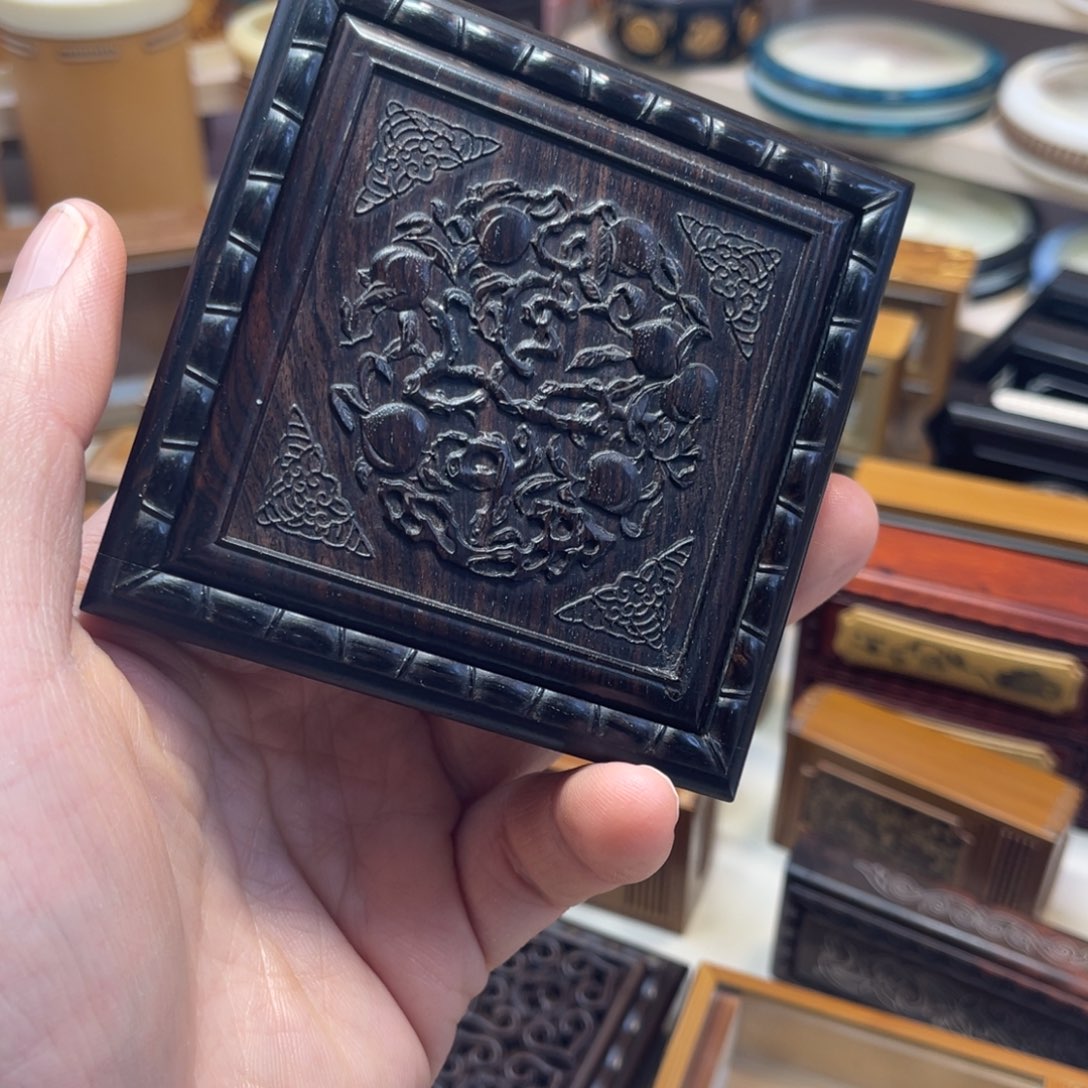 寿桃黄蛉盒哈哈哈哈哈