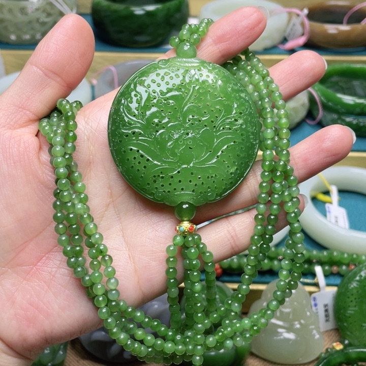 和田玉吊坠60+圈口 编号5未镶嵌