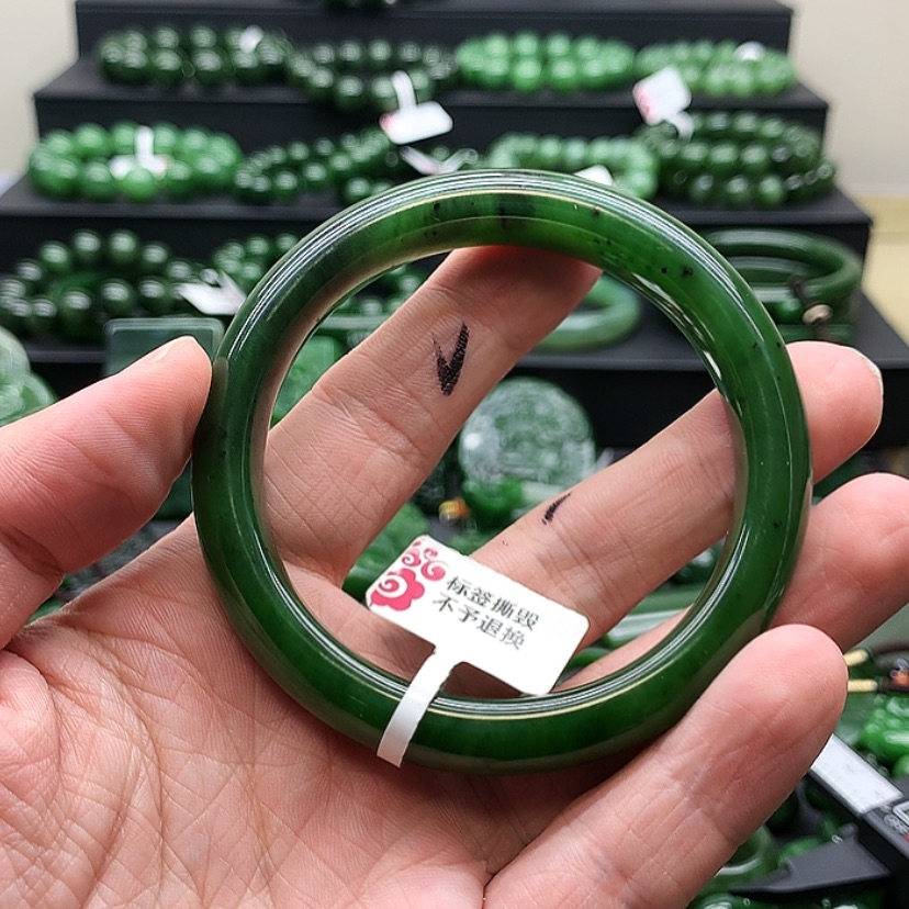 【闪购商品】和田玉（碧玉）手镯未镶嵌别**来