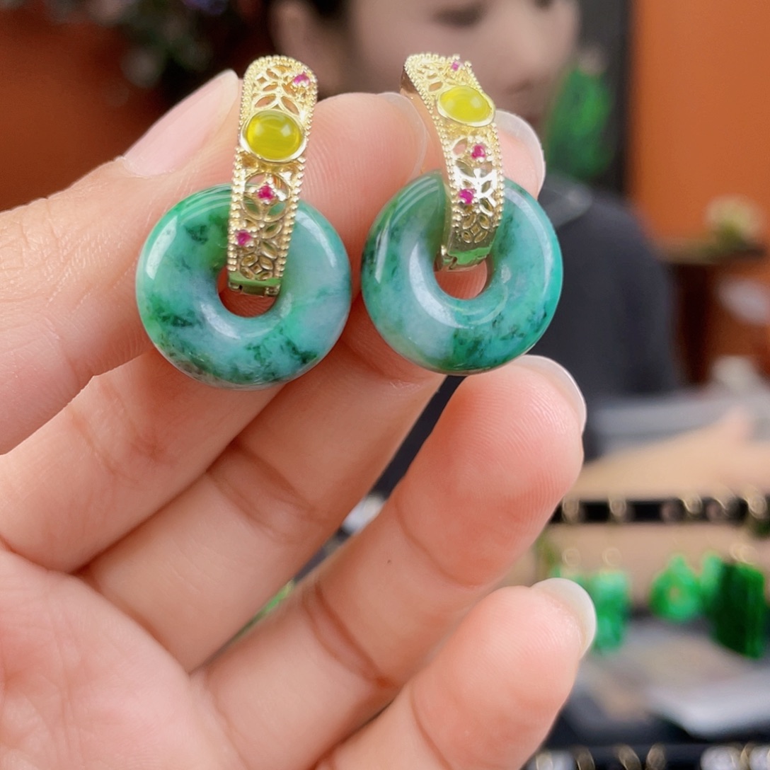 翡翠未镶嵌耳饰饰品