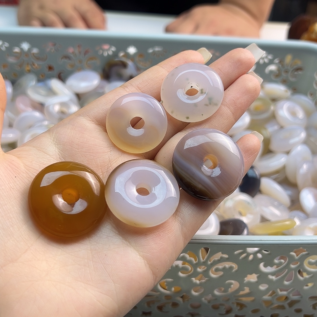 玛瑙/玉髓未镶嵌颈饰