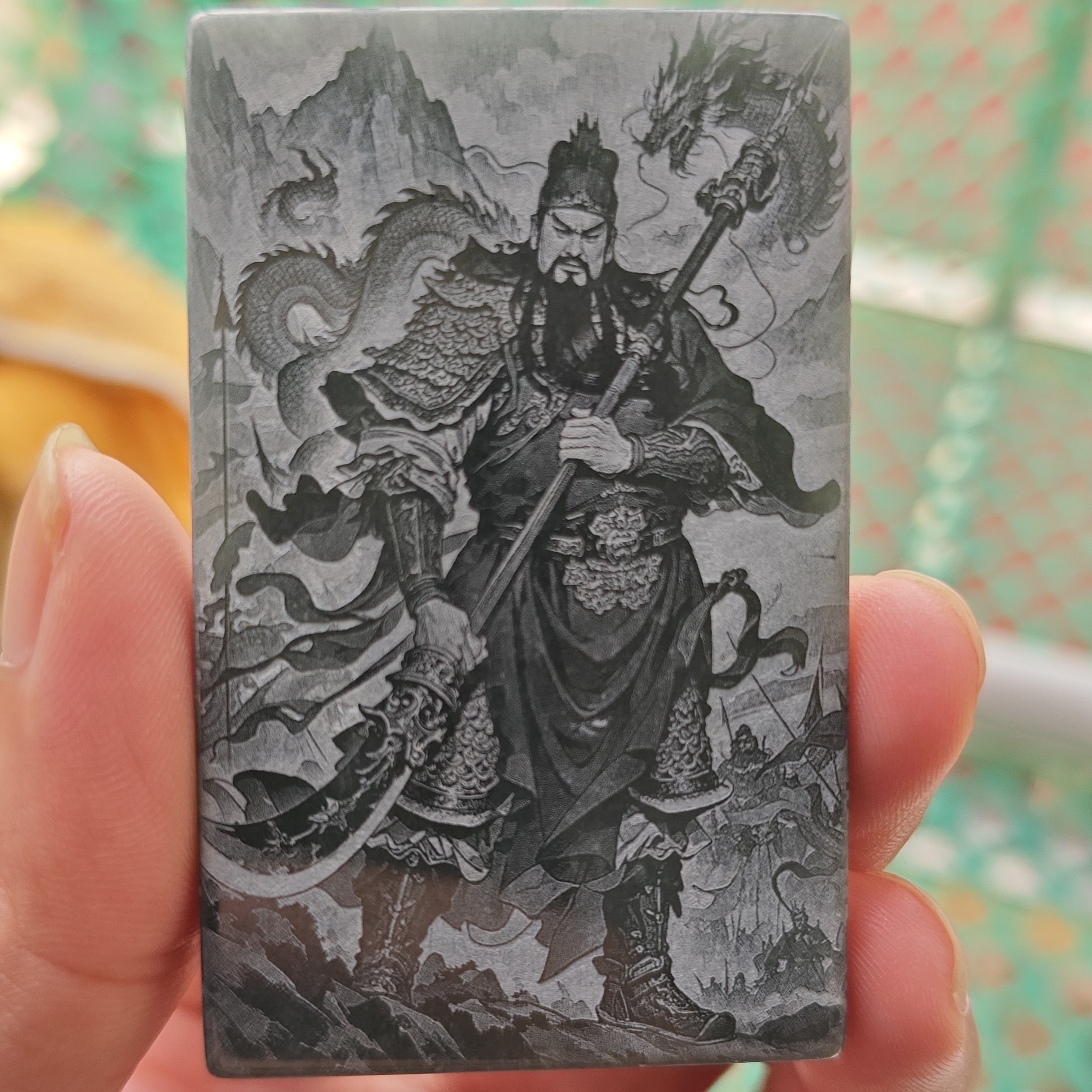 天然翡翠降龙关公吊坠双面影雕挂件玉佩