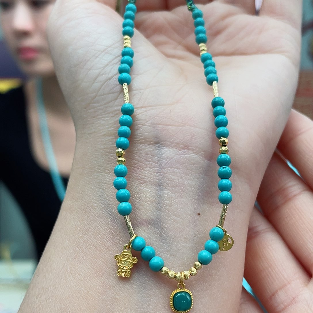 绿松石颈饰18K金镶嵌