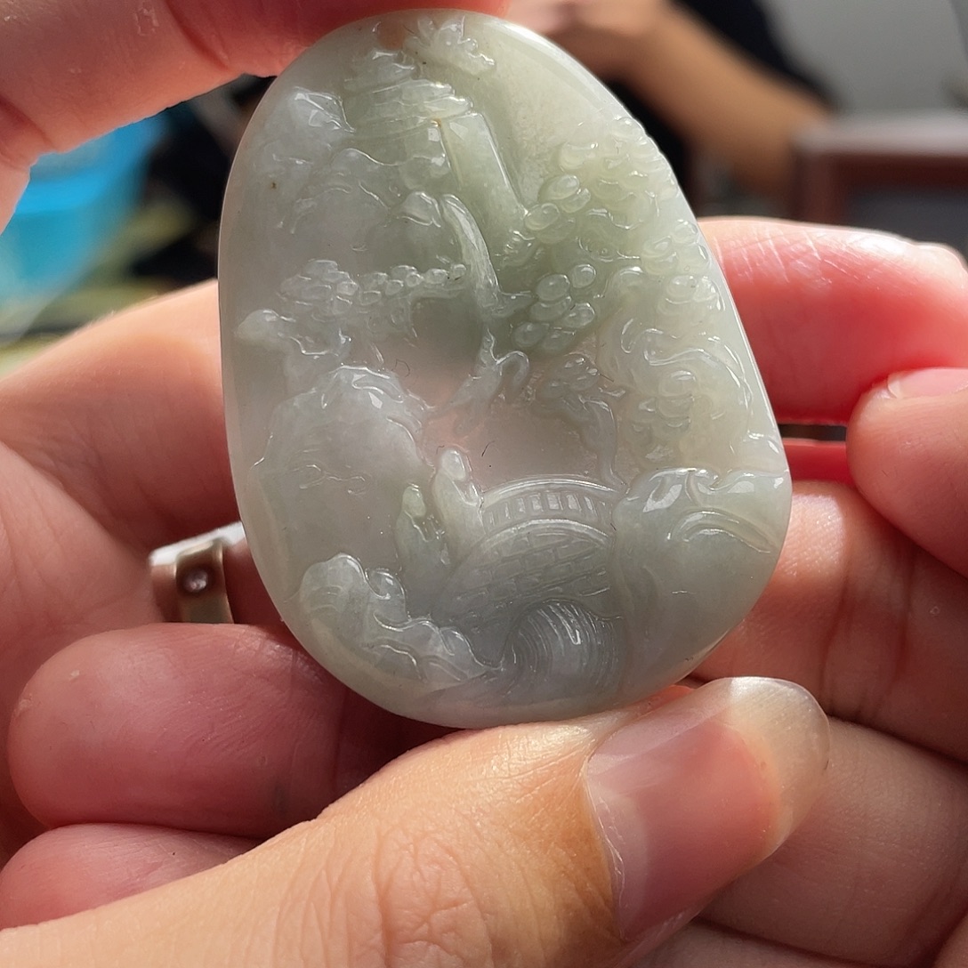 翡翠未镶嵌颈饰翡翠