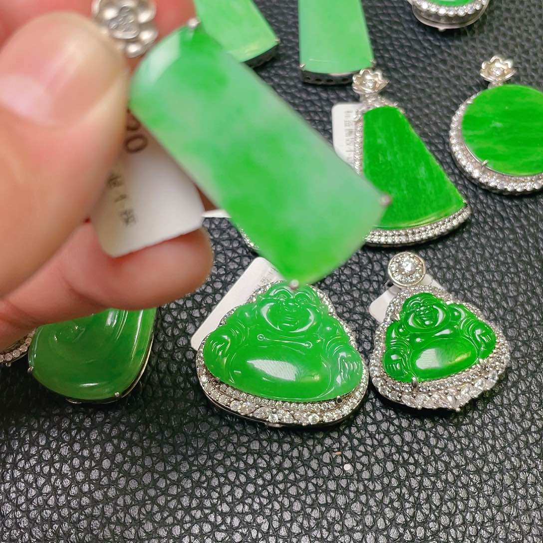 【闪购商品】翡翠吊坠(不含链)银S925镶嵌