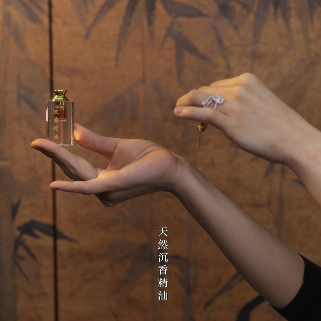 古法蒸馏老顶古法精油