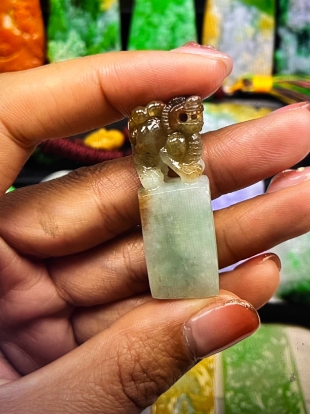 天然翡翠A货一物一证