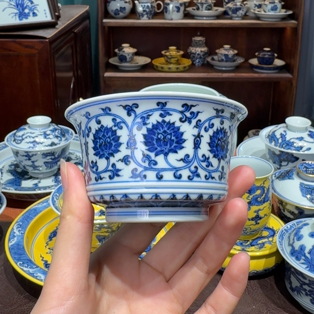 青花雯华堂手绘杯杯