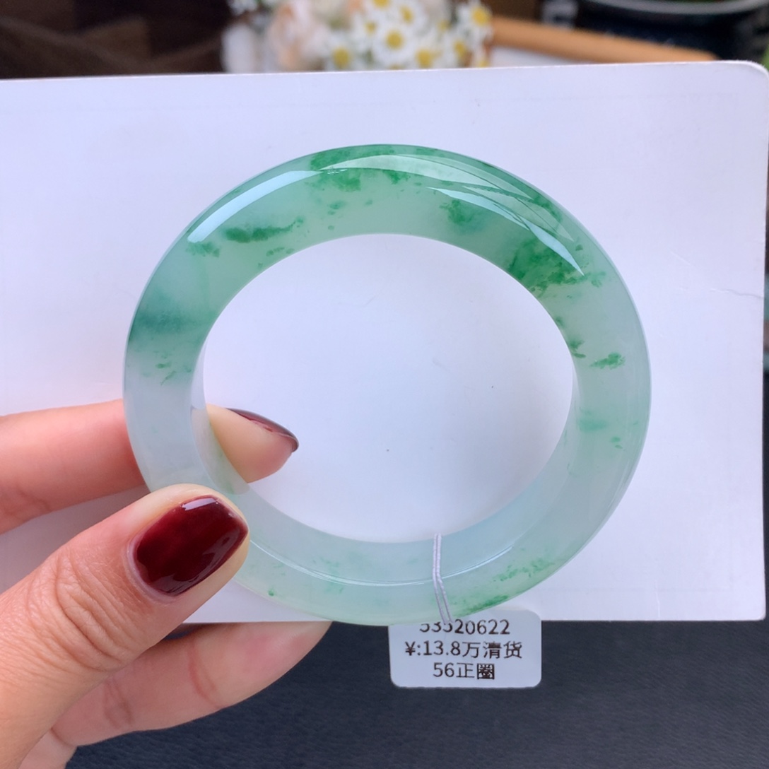 翡翠手镯未镶嵌冰胶绿花手镯