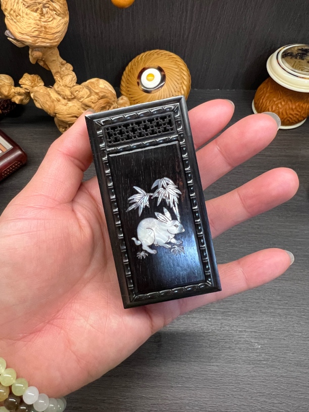 张圣林十二生肖镶嵌螺钿竹蛉盒黄蛉盒8.4*4.2*2.6