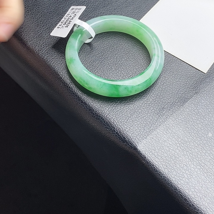 翡翠手镯未镶嵌52➕圈口