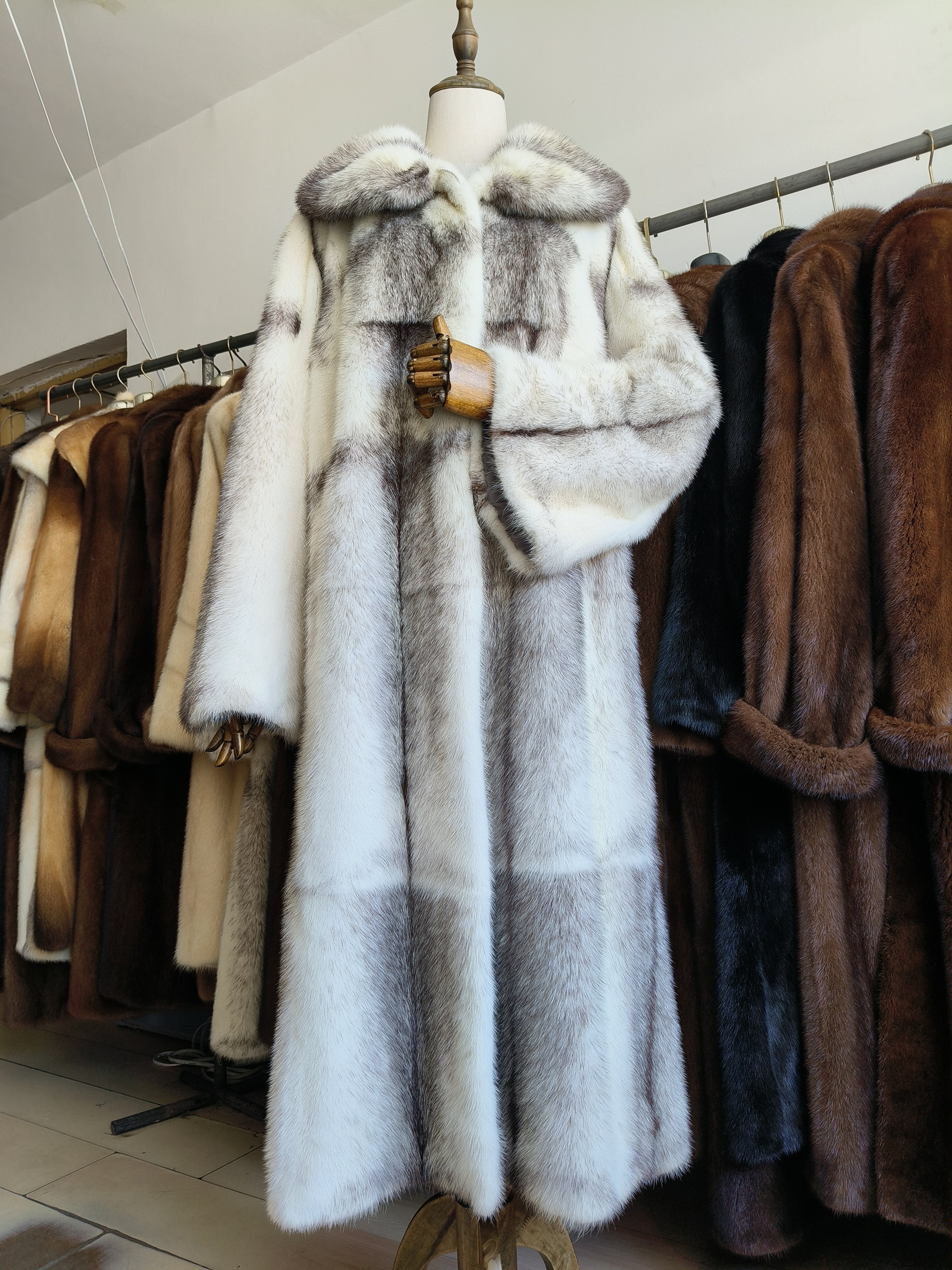 十字貂皮大衣正宗高级正品外套长款整貂娃娃领胸围120衣长120