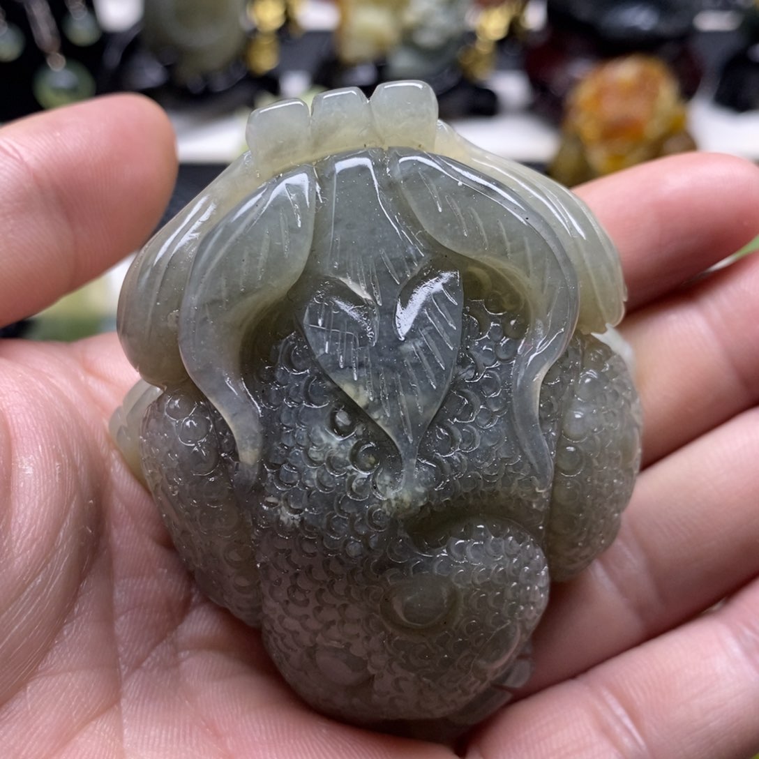 岫玉金蟾手把未镶嵌