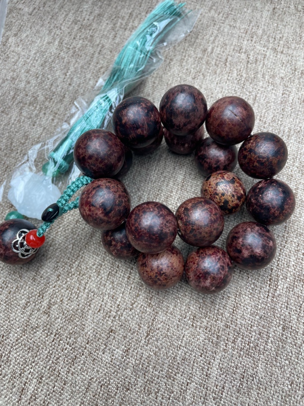 沉香木串文玩老料 90号