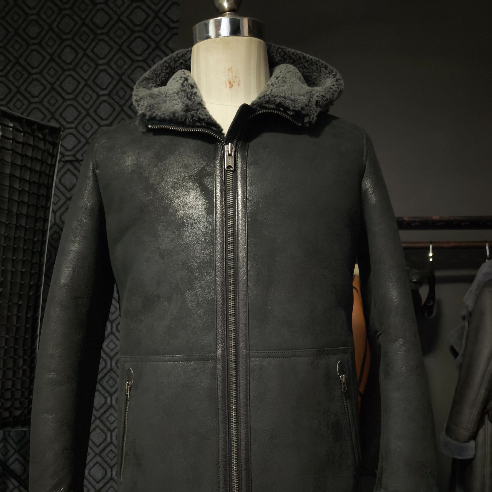 25011连帽款美产羊皮毛一体男士中长款连帽真皮皮衣外套男