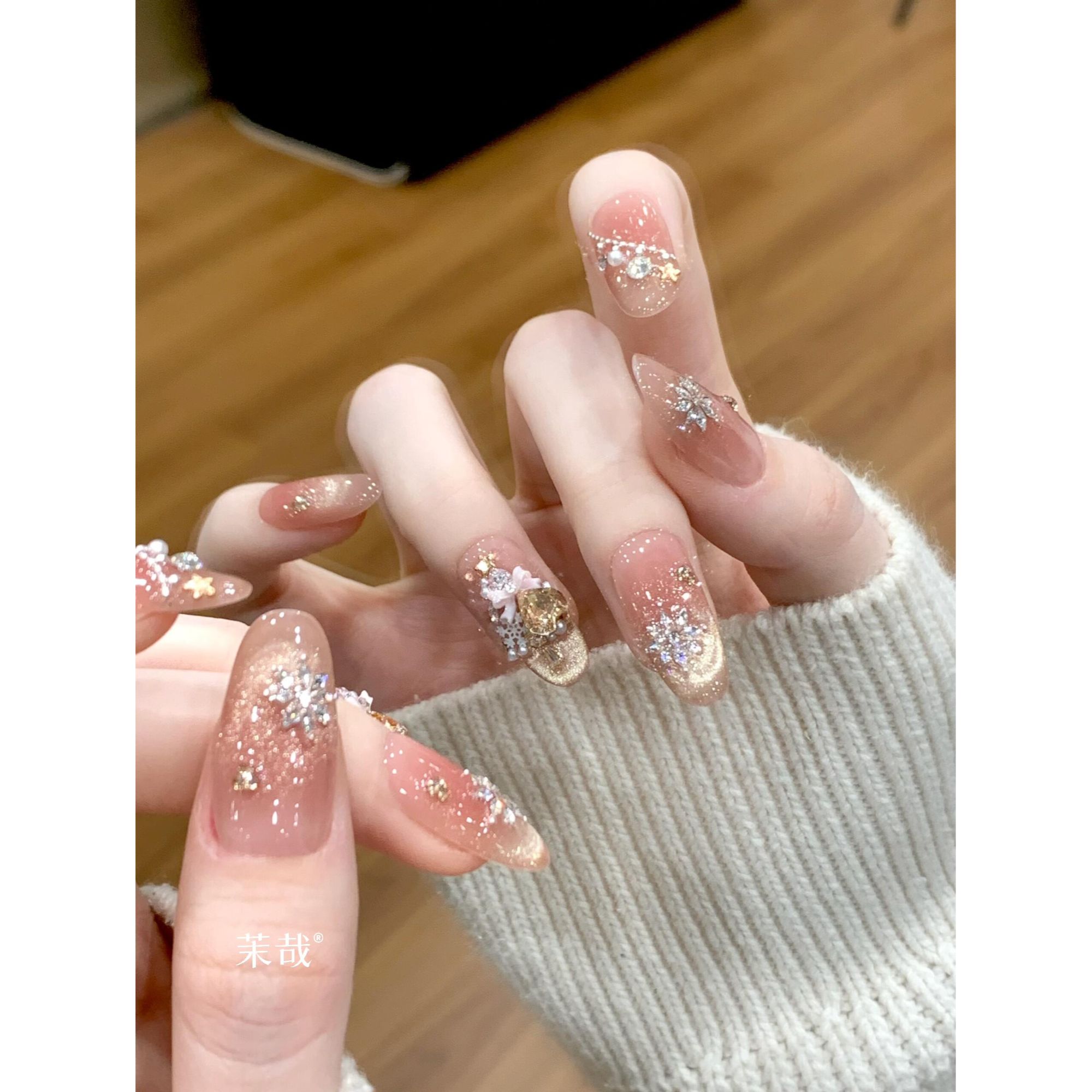 茉哉现货【金色圣诞】纯手工定制拆卸穿戴甲A5051