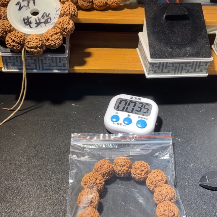 爱***士金刚菩提手串这个