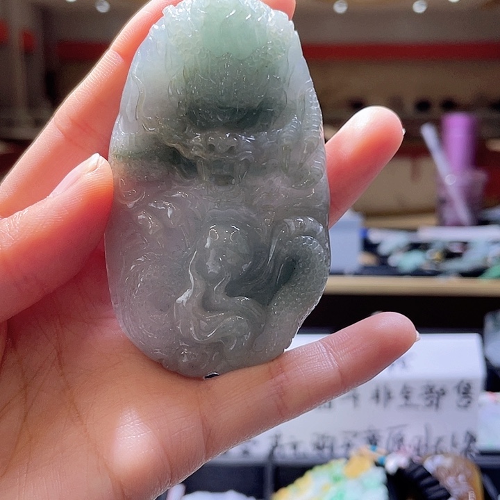 翡翠颈饰未镶嵌一个