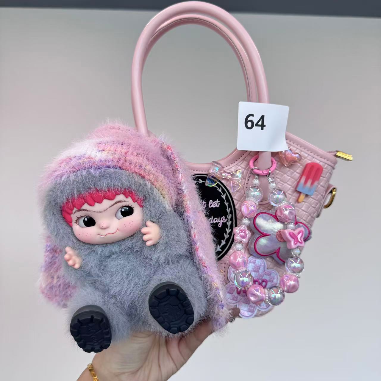 64号 设计师定制毛绒娃包潮玩时尚百搭包包 WAKUKU