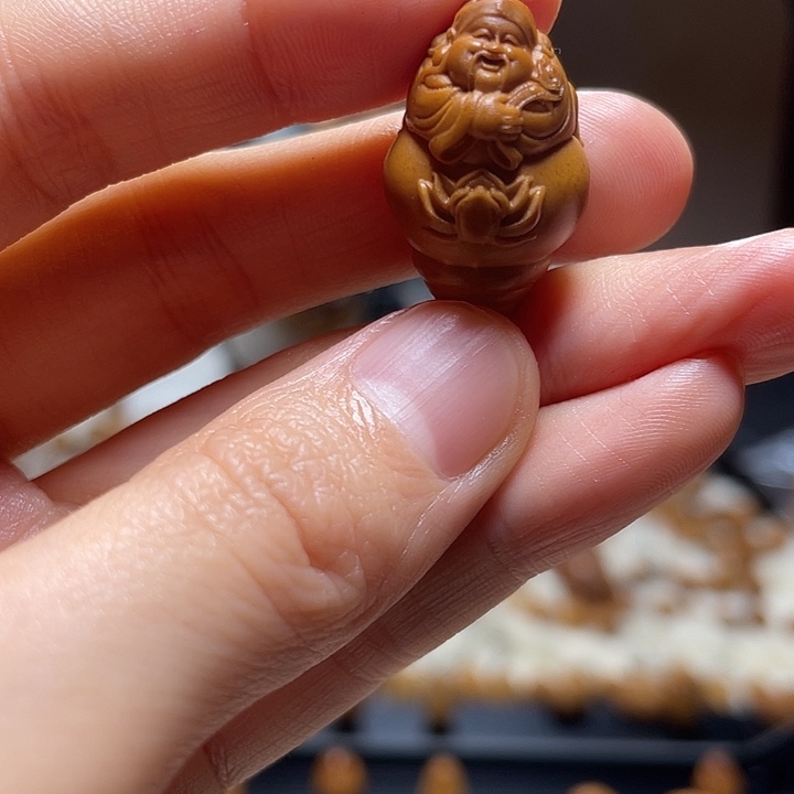 橄榄核吊坠财神 三通