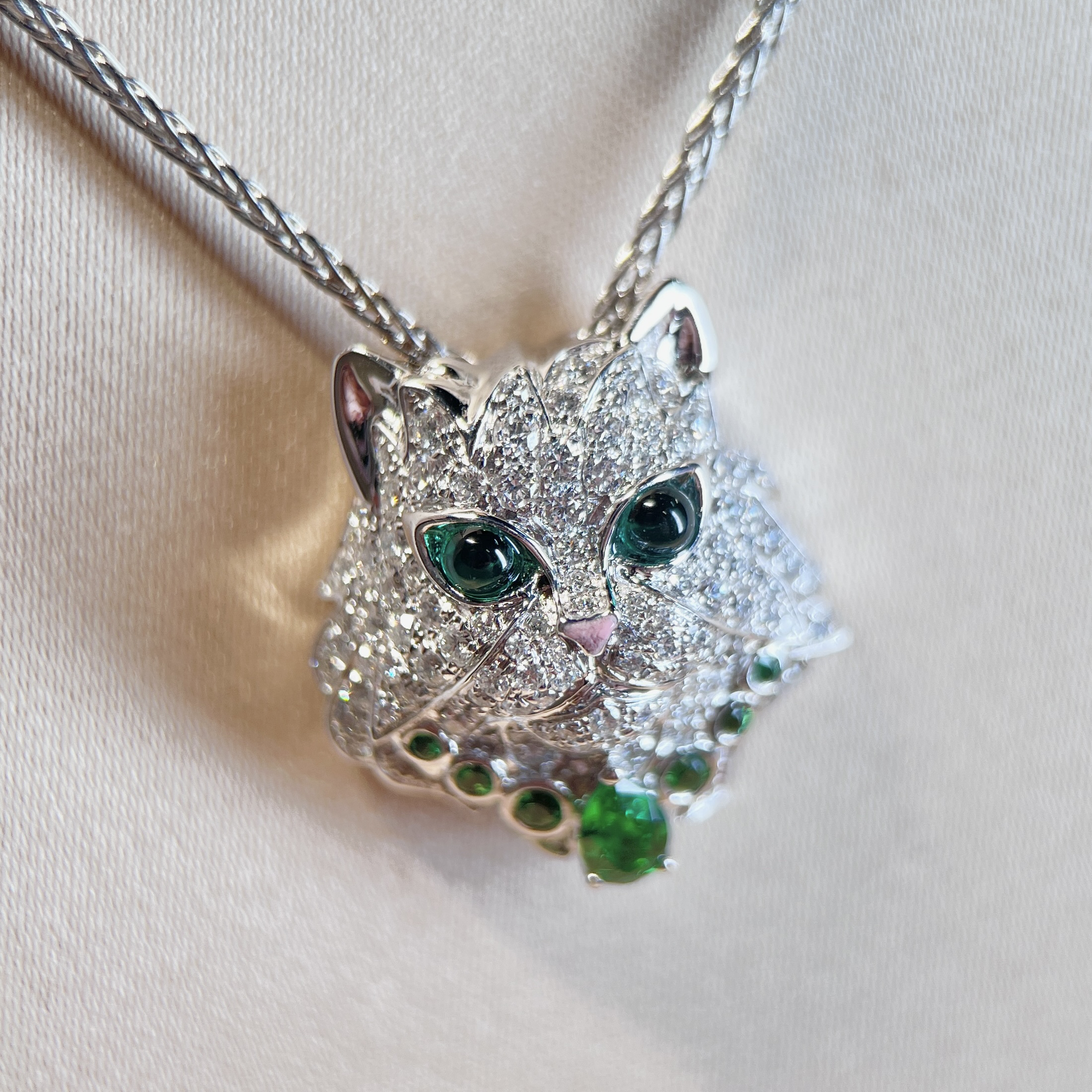 实验室培育钻石18k金镶嵌满钻猫咪项链 （10克多） 新年配饰