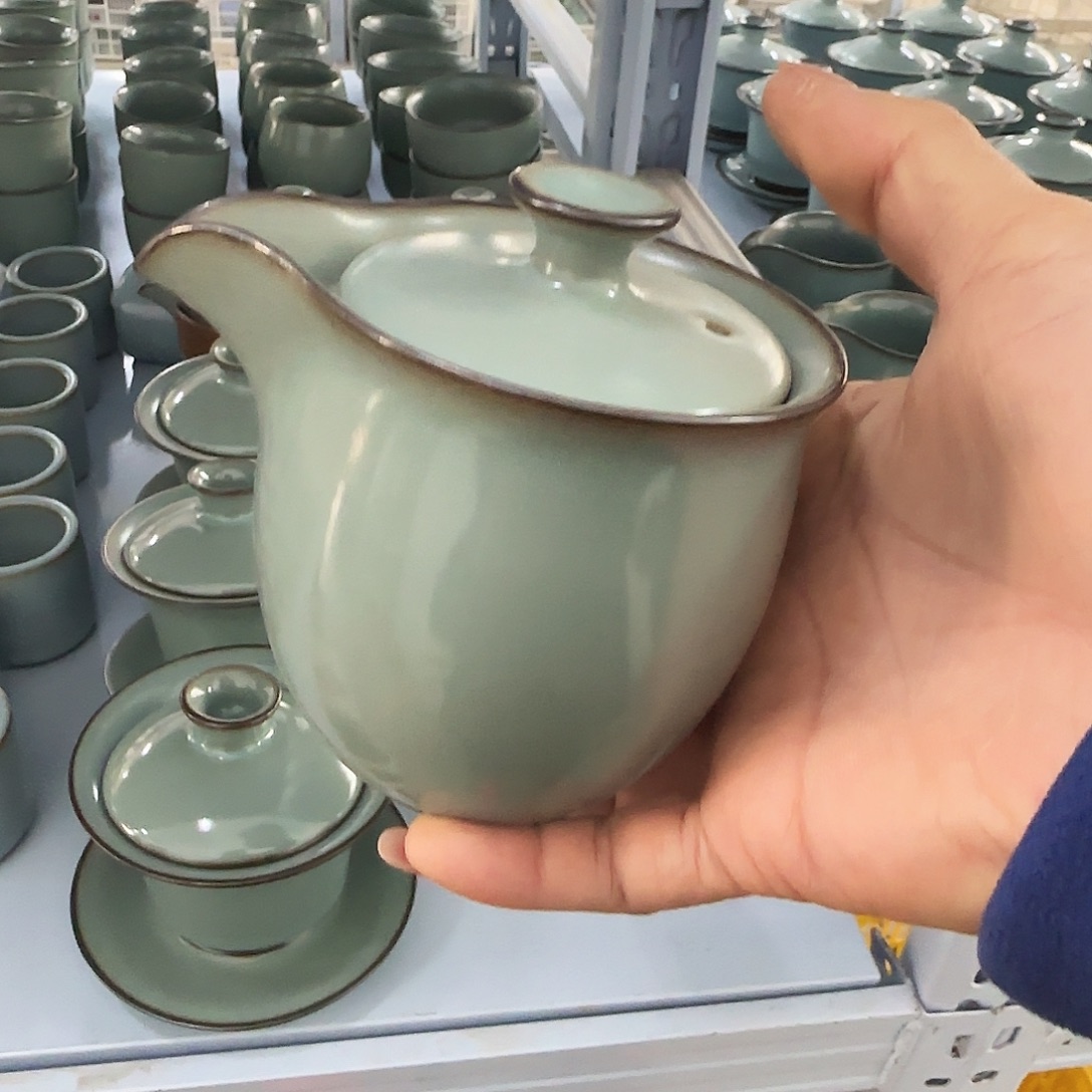 瓷片小微瑕，清仓处理。