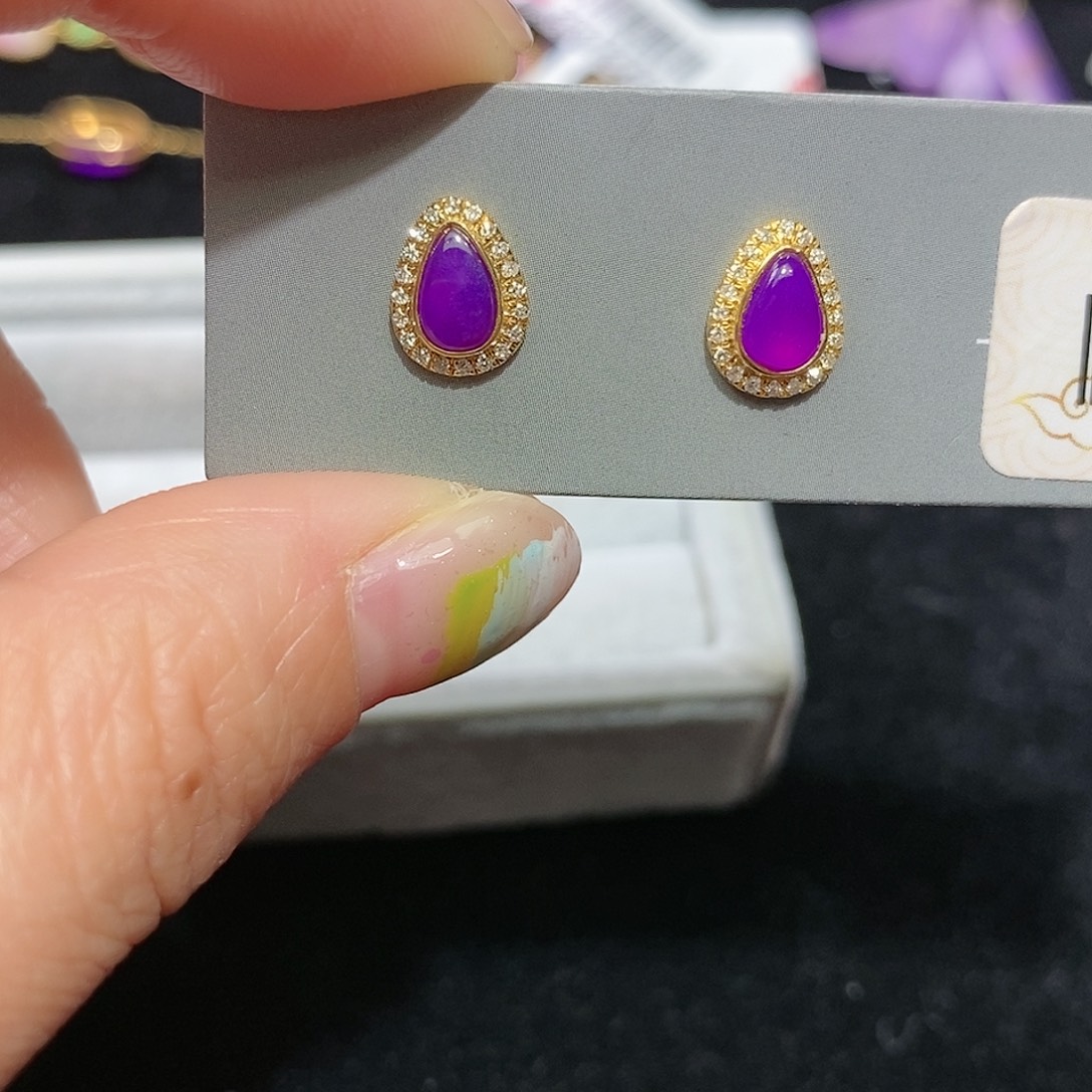 苏纪石（舒俱来）18K金镶嵌耳钉