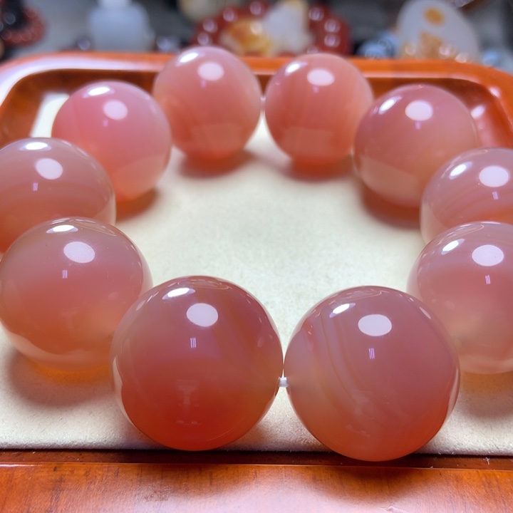 玛瑙/玉髓手串未镶嵌冰透 满实肉冻肉粉大珠串