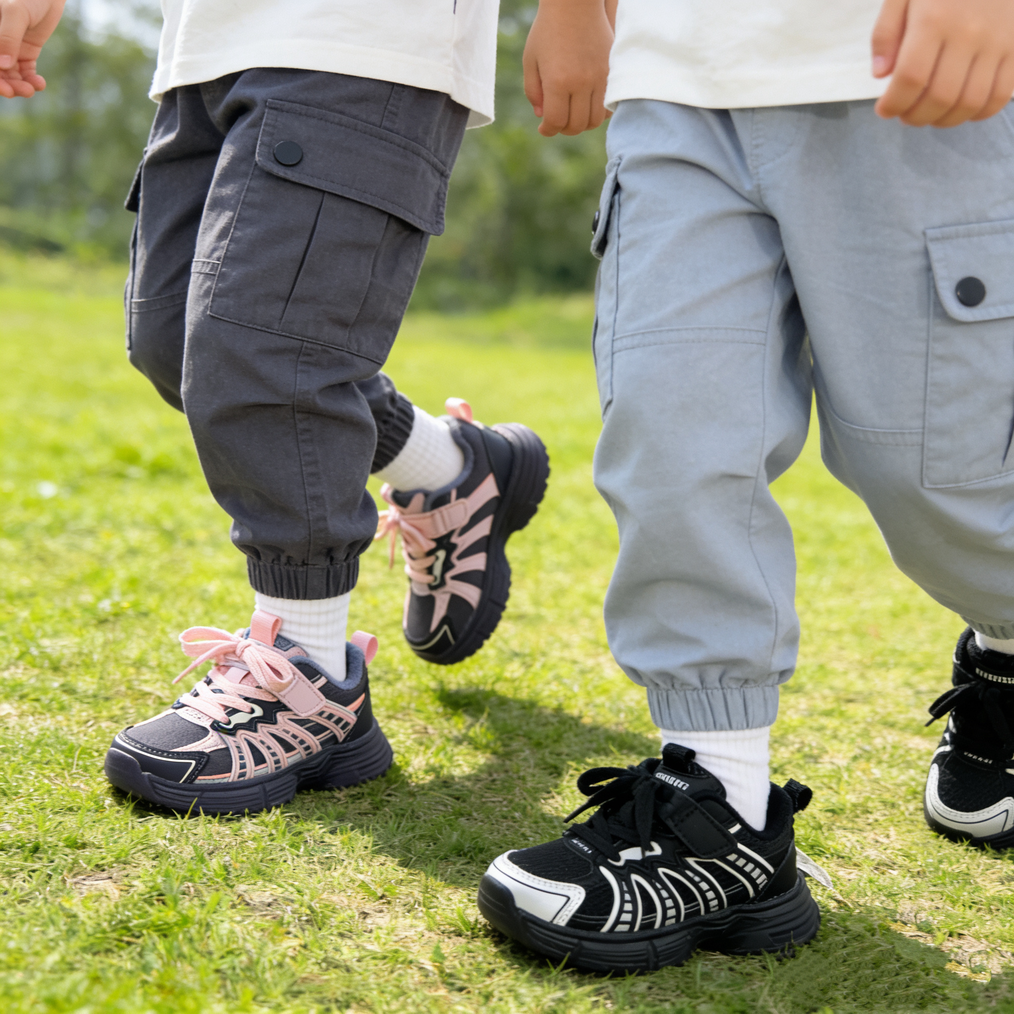 儿童加绒二棉皮面防水超轻软底防滑减震运动老爹鞋5368