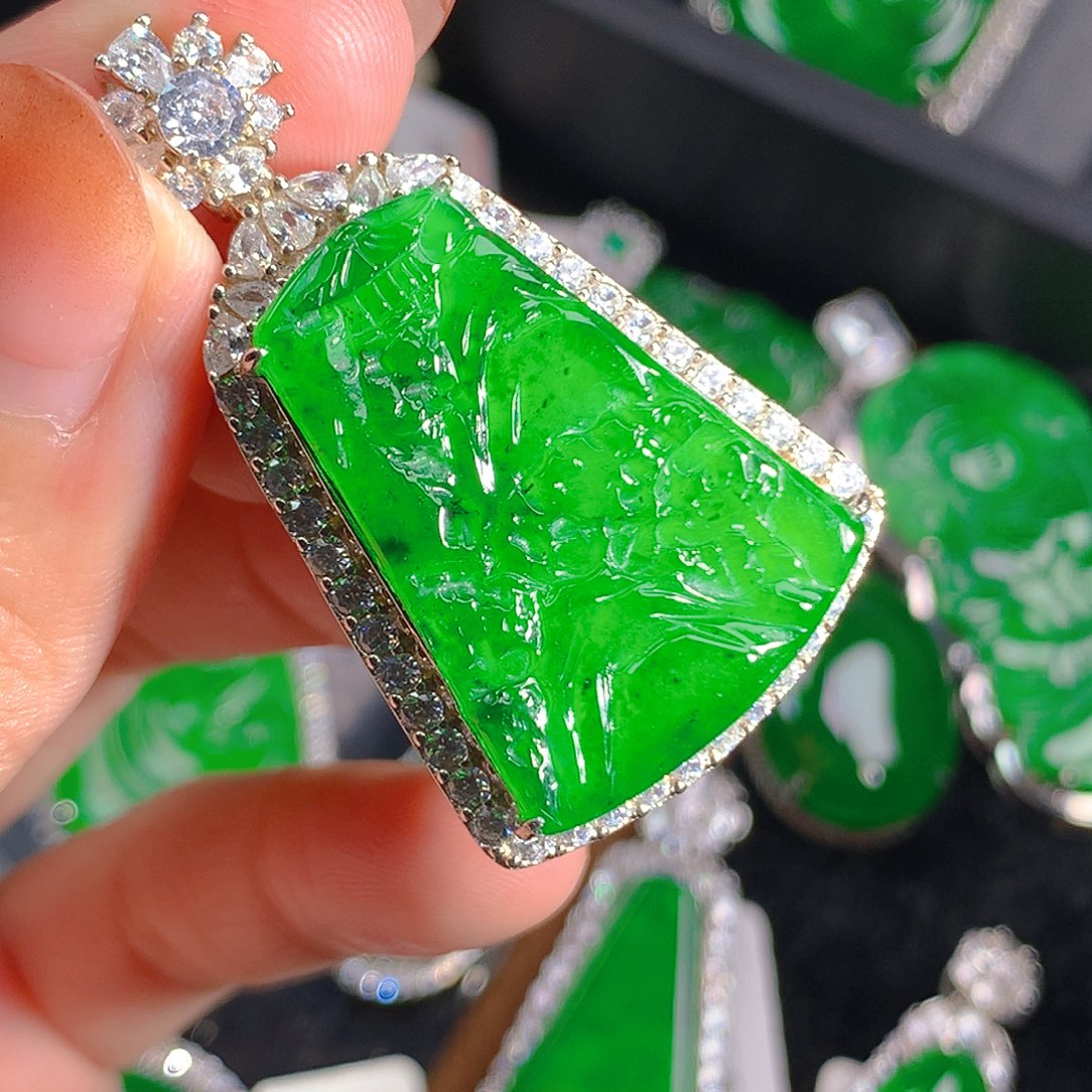 翡翠吊坠(不含链)未镶嵌