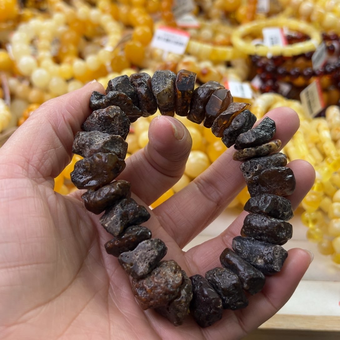 琥珀珠宝奇石未镶嵌