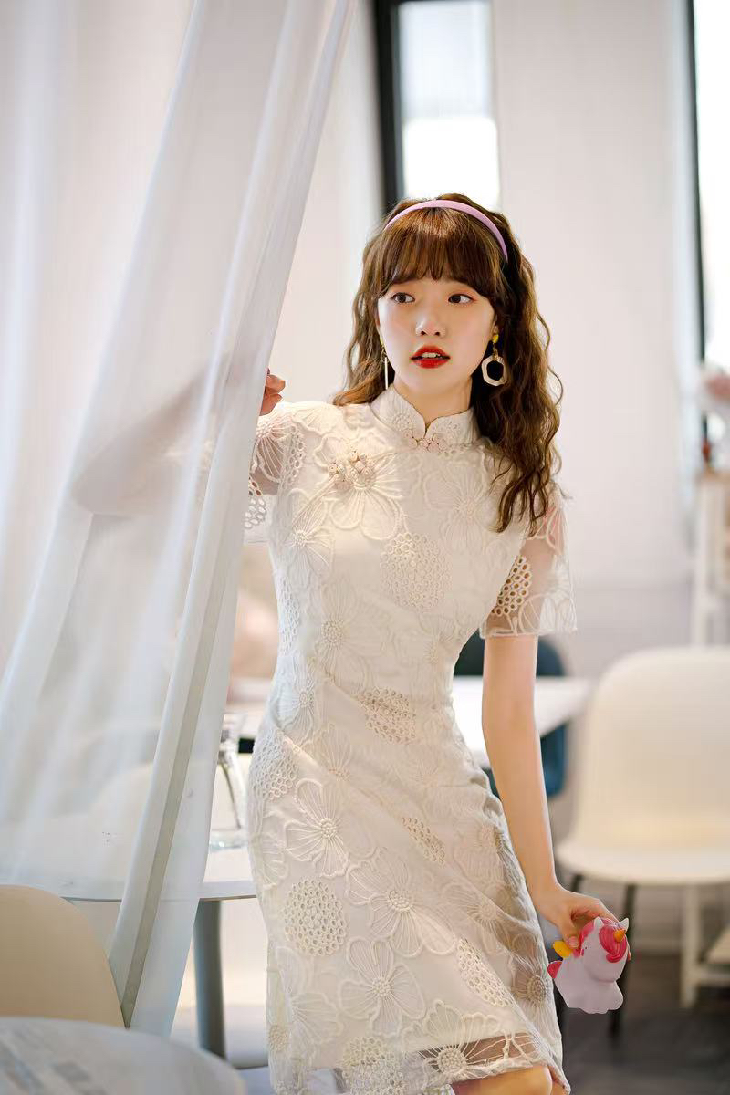 【2420 白茶 爆款绣花】显瘦气质修身优雅复古中国风旗袍