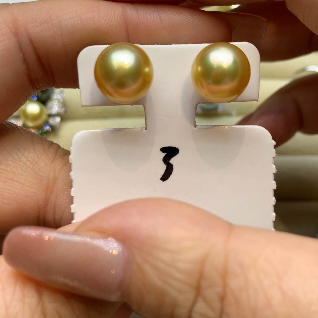 18K金镶嵌耳饰海水珍珠