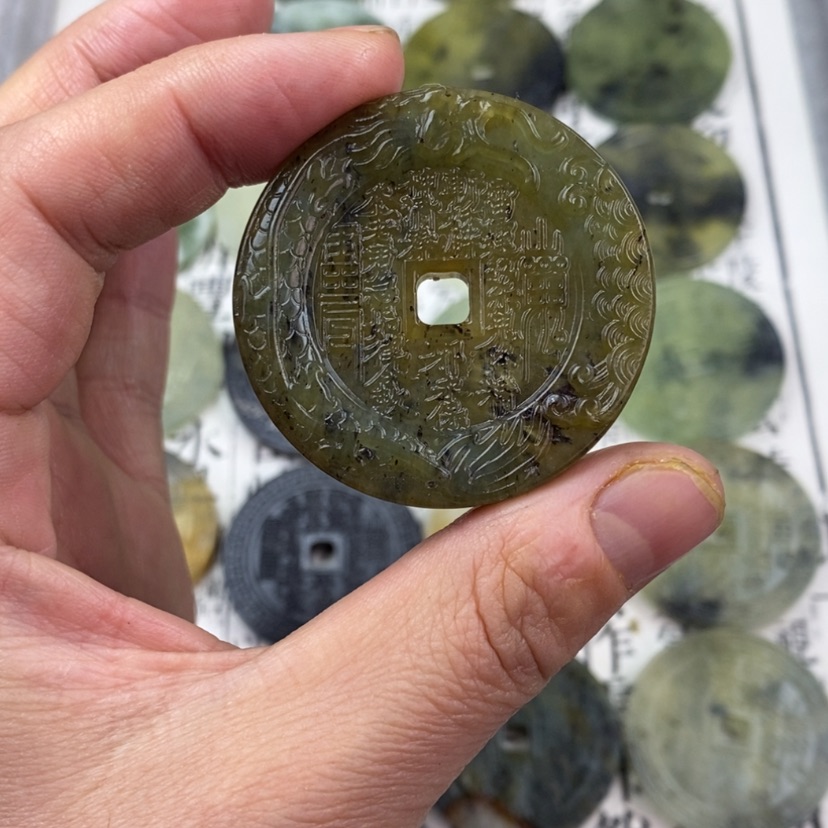 【闪购商品】岫玉颈饰未镶嵌岫玉山鬼花钱吊坠