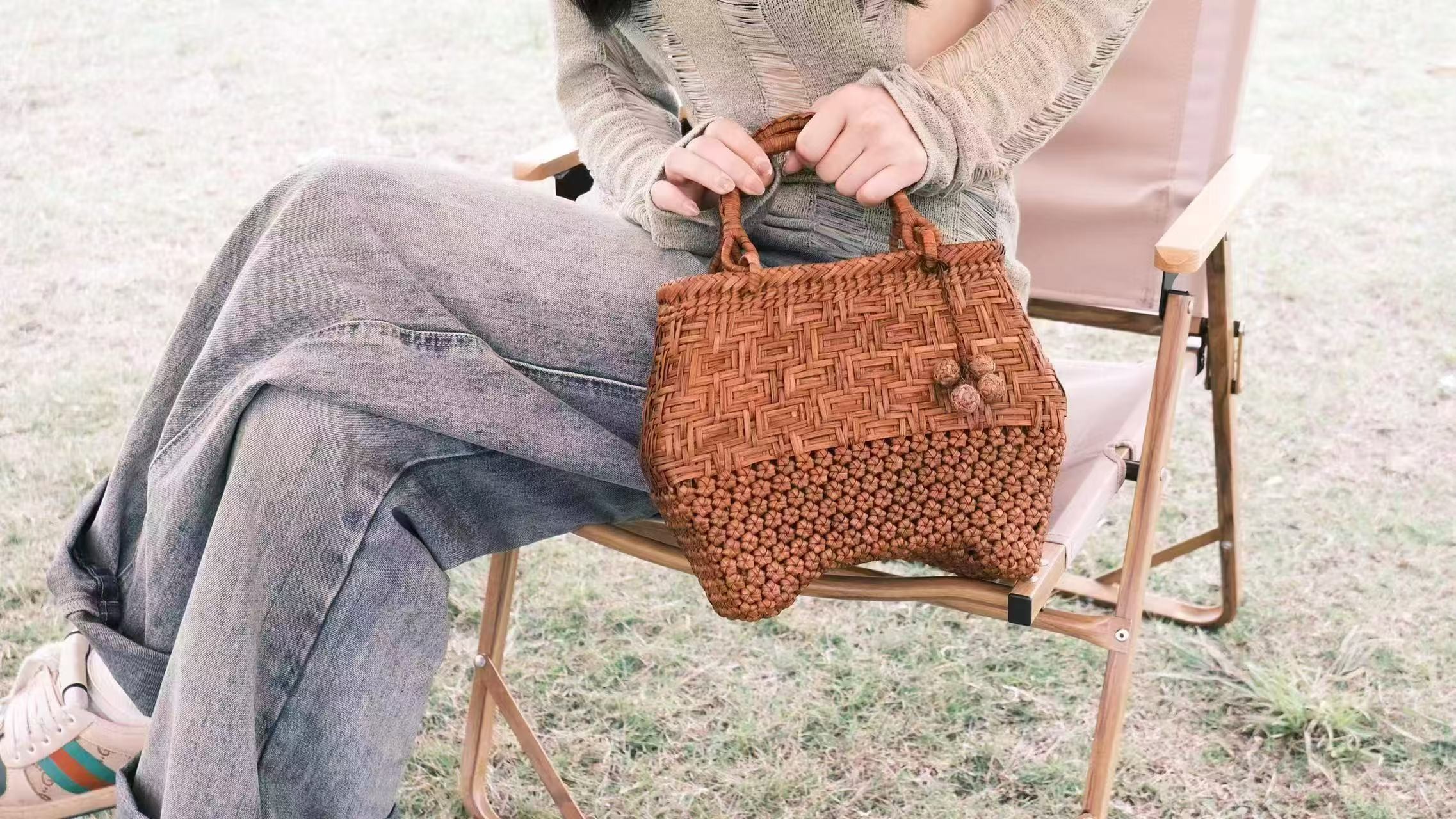 阅竹堂非遗野生葡萄藤驼峰包，手工制作