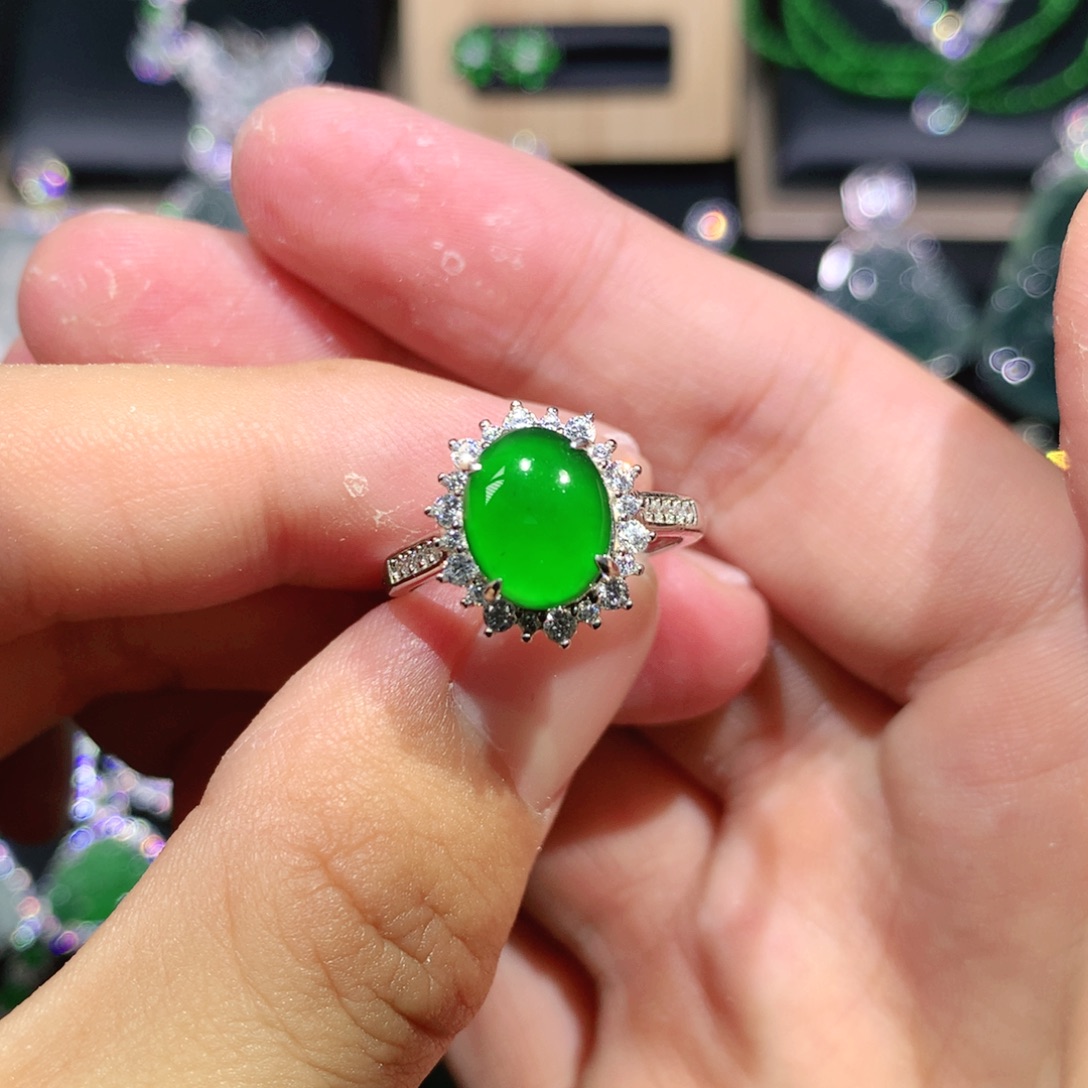 翡翠银S925镶嵌吊坠(赠链)